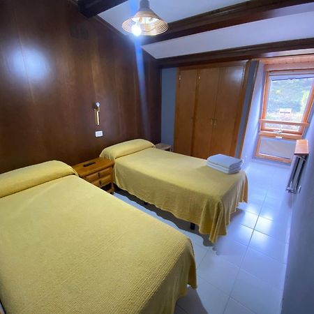 Hostal Los Valles Bielsa Ngoại thất bức ảnh