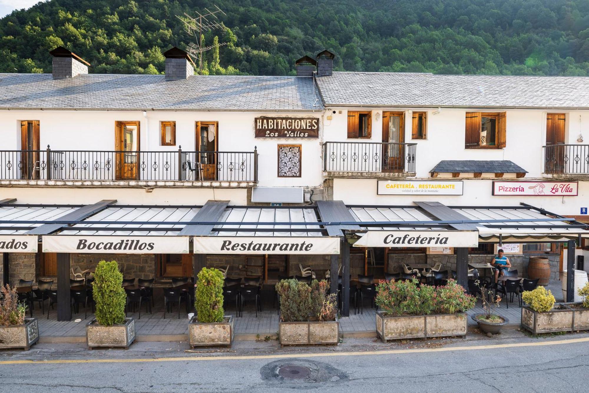 Hostal Los Valles Bielsa Ngoại thất bức ảnh