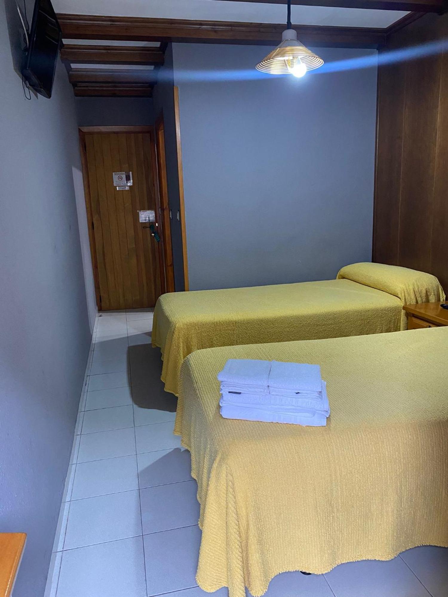 Hostal Los Valles Bielsa Ngoại thất bức ảnh