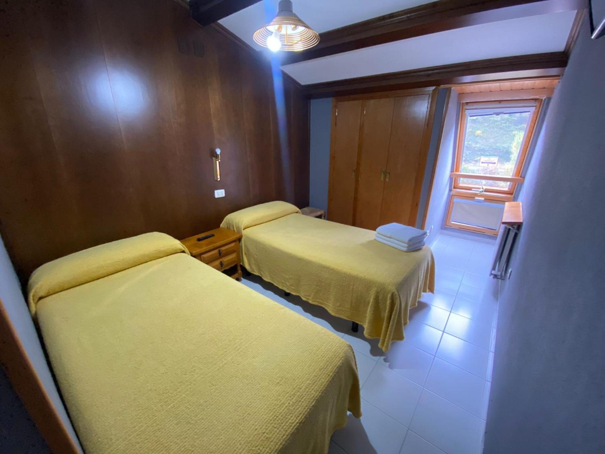 Hostal Los Valles Bielsa Ngoại thất bức ảnh
