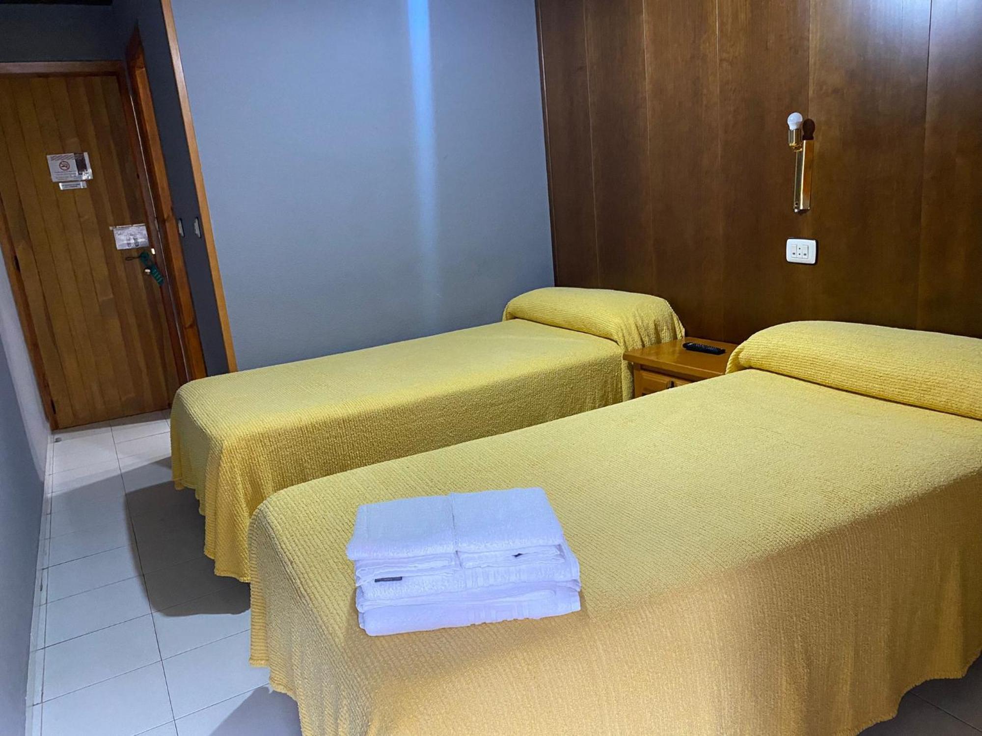 Hostal Los Valles Bielsa Ngoại thất bức ảnh