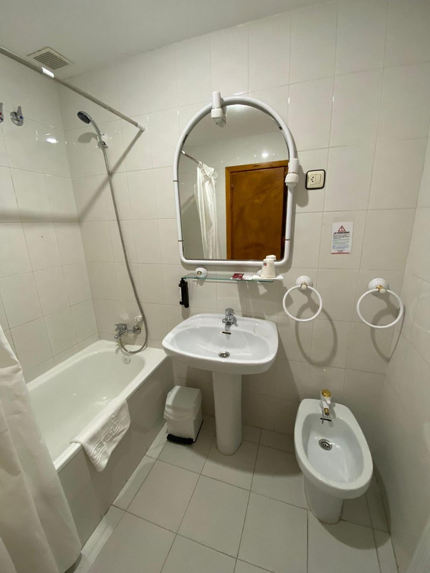 Hostal Los Valles Bielsa Ngoại thất bức ảnh