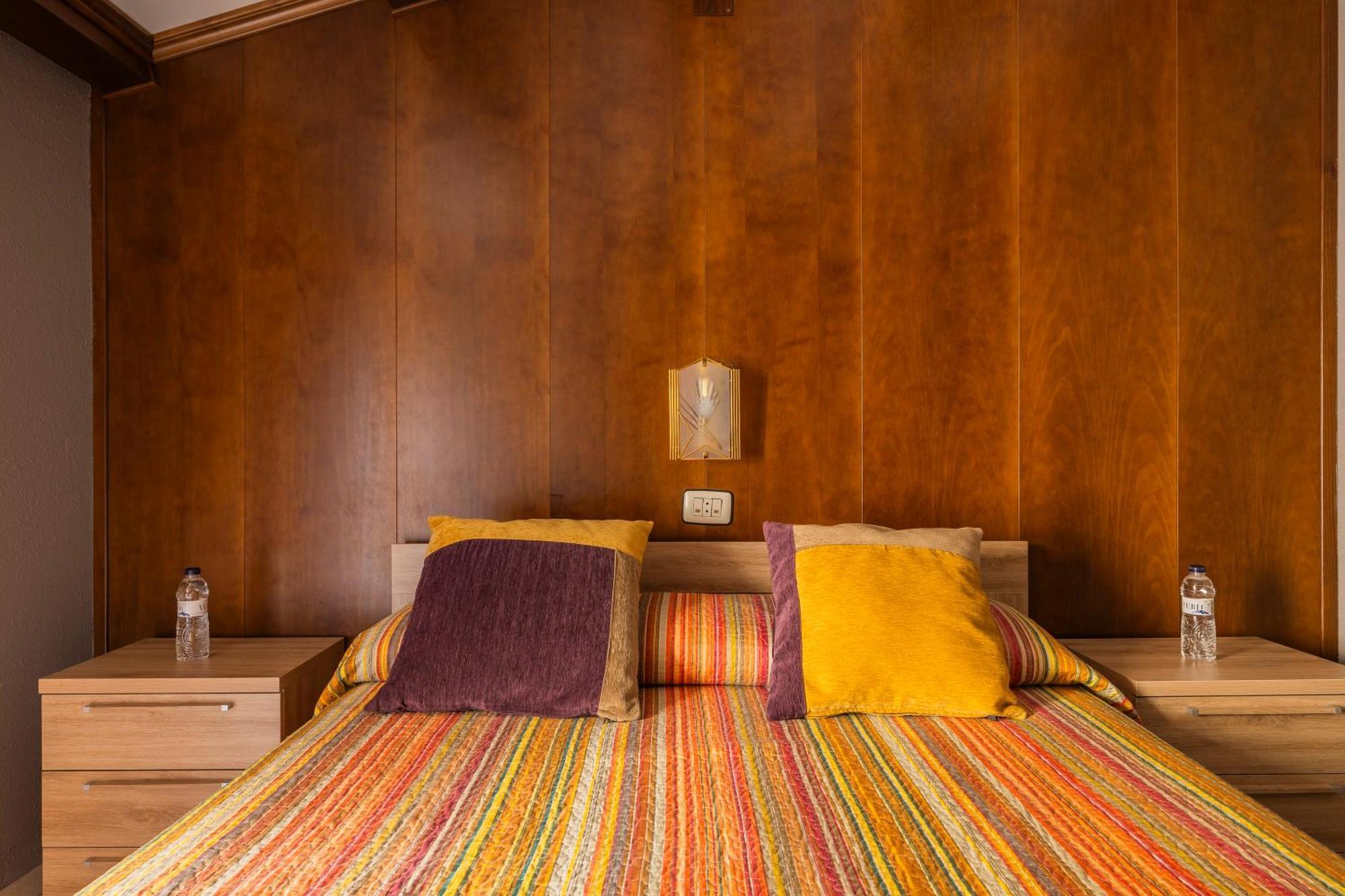 Hostal Los Valles Bielsa Ngoại thất bức ảnh